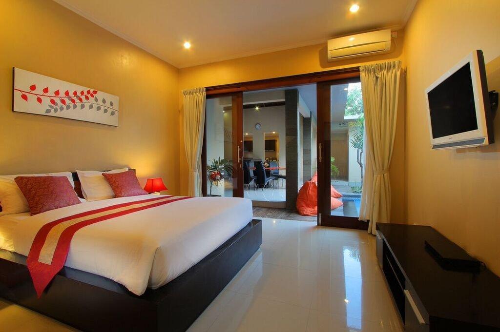 Lotus Tirta Seminyak Hotel Екстериор снимка