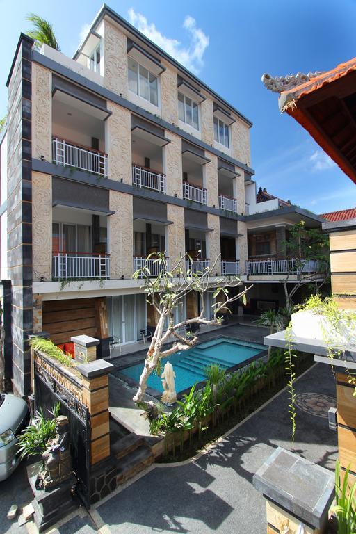 Lotus Tirta Seminyak Hotel Екстериор снимка
