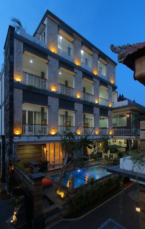 Lotus Tirta Seminyak Hotel Екстериор снимка
