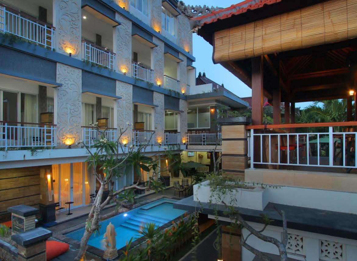 Lotus Tirta Seminyak Hotel Екстериор снимка