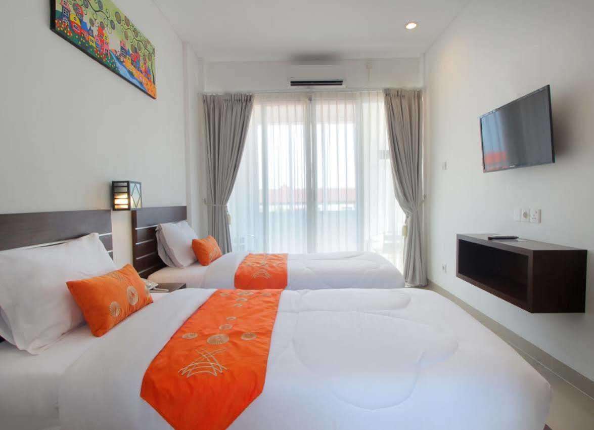 Lotus Tirta Seminyak Hotel Екстериор снимка