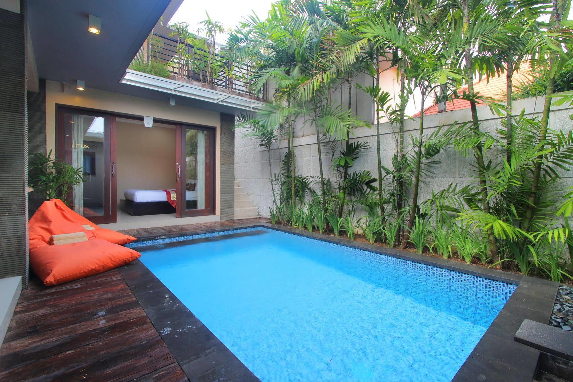 Lotus Tirta Seminyak Hotel Екстериор снимка